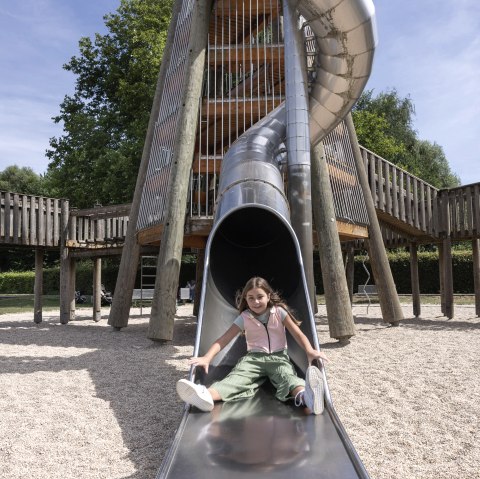 Spielplatz im Br&uuml;ckenkopf-Park J&uuml;lich, &copy; Tobias Vollmer | Eifel Tourismus GmbH