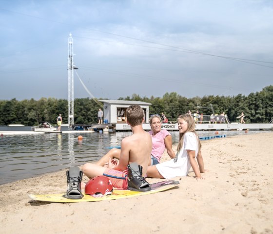 D&uuml;ren bathing lake, &copy; Dennis Stratmann | Gr&uuml;nmetropole e.V.