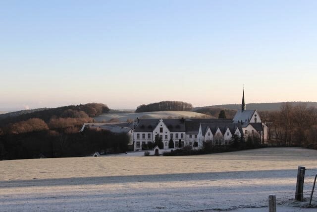 Kloster Mariawald im Schnee, © Nationalpark Eifel // Dörstel