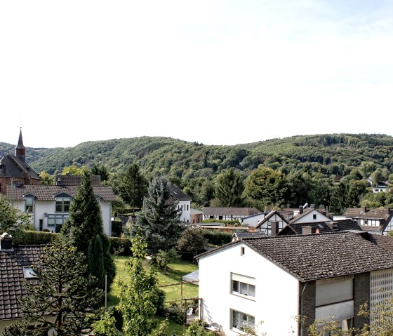 Vue sur le village de l'Eifel