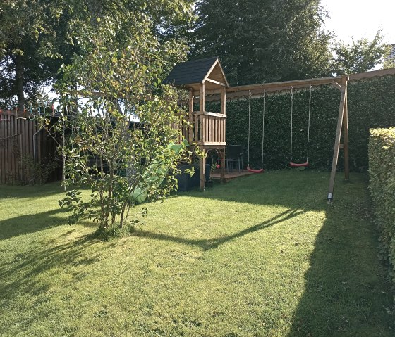 Schaukel Kletterger&uuml;st Rutsche