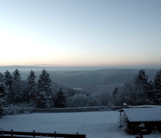 Seeblick im Winter, &copy; seeblick-eifel.de