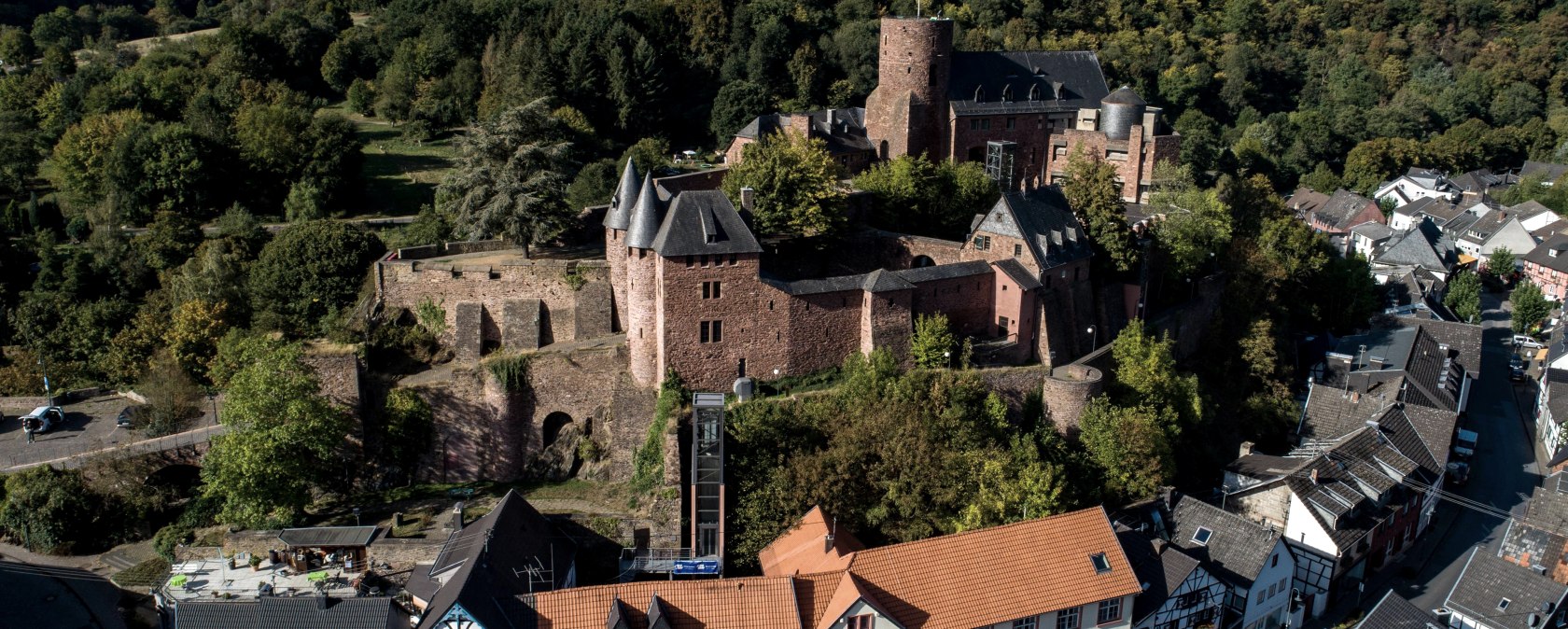 Burg Hengebach in Heimbach, &copy; Tourismus NRW e.V.