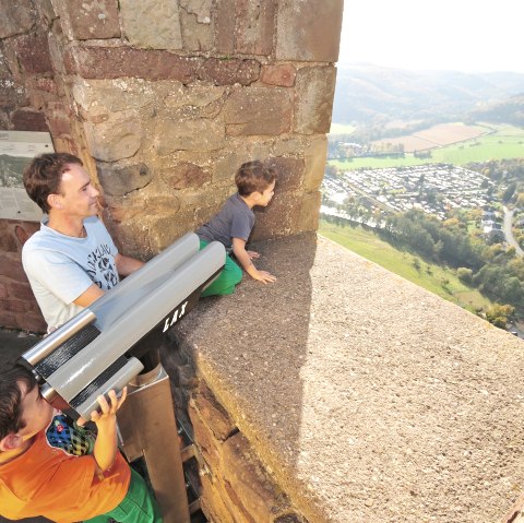 Blick von der Burg Nideggen ins Rurtal, &copy; Rureifel-Tourismus e.V. | Roman H&ouml;vel