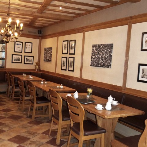 Im Restaurant, &copy; Hotel & Restaurant Alt Montjoie
