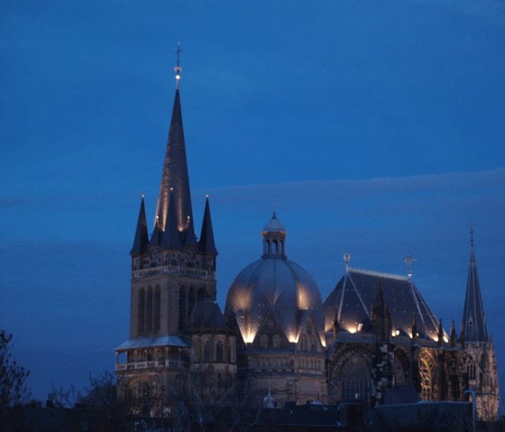 Aachener Dom in Abendstimmung, &copy; seeblick-eifel.de