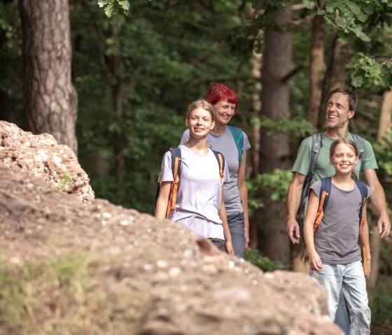 Unterwegs auf dem roten LENI, &copy; Eifel Tourismus GmbH Tobias Volmer