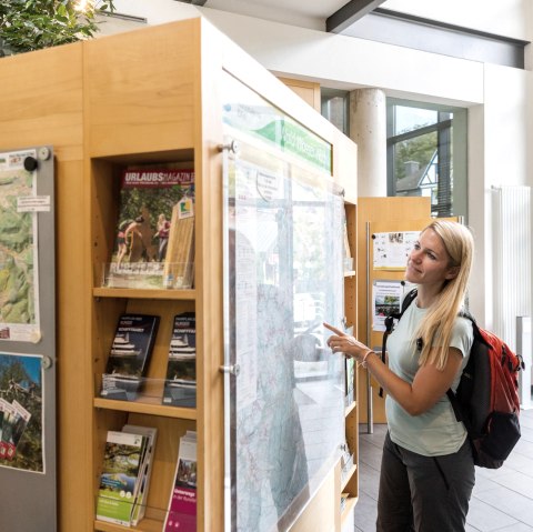 Holen Sie sich Informationen zur Region, © Eifel Tourismus GmbH, AR, Shapefruit AG